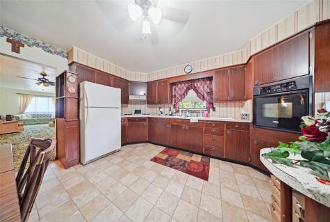 2403 150th Avenue Manchester IA 52057
