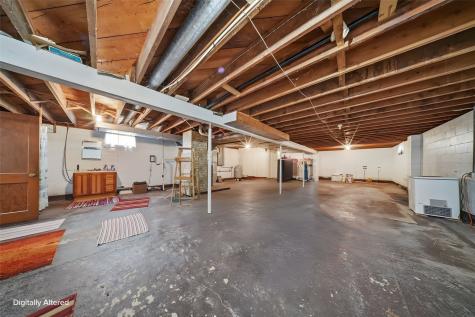 2403 150th Avenue Manchester IA 52057