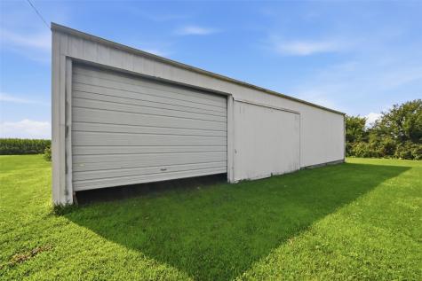 2403 150th Avenue Manchester IA 52057