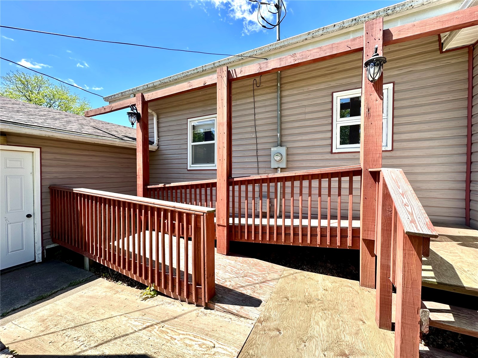 314 N Maple Street Monticello IA 52310