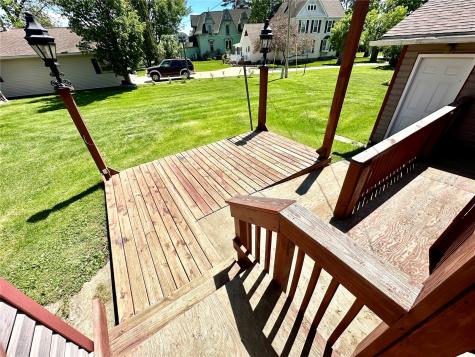 314 N Maple Street Monticello IA 52310