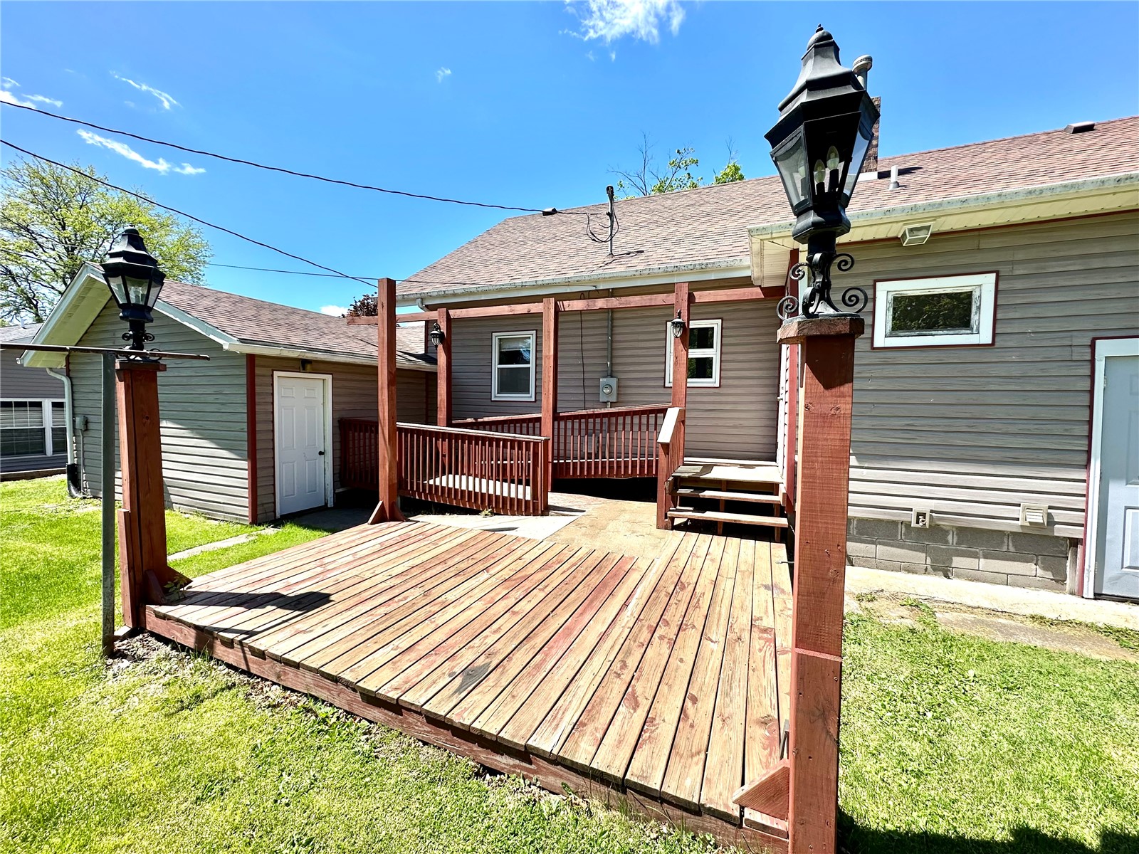 314 N Maple Street Monticello IA 52310