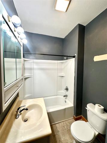 314 N Maple Street Monticello IA 52310