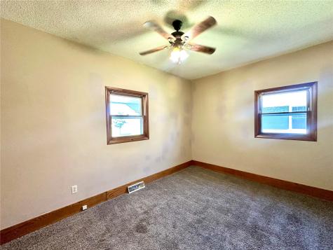 314 N Maple Street Monticello IA 52310