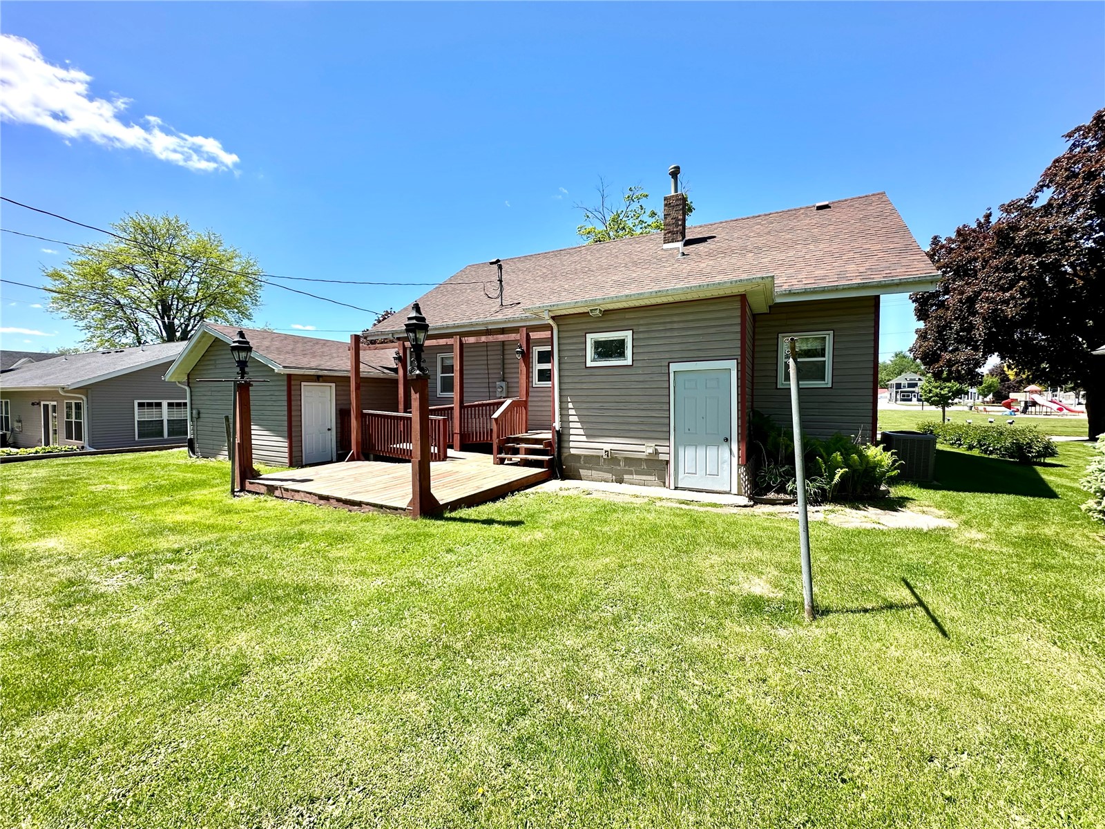 314 N Maple Street Monticello IA 52310