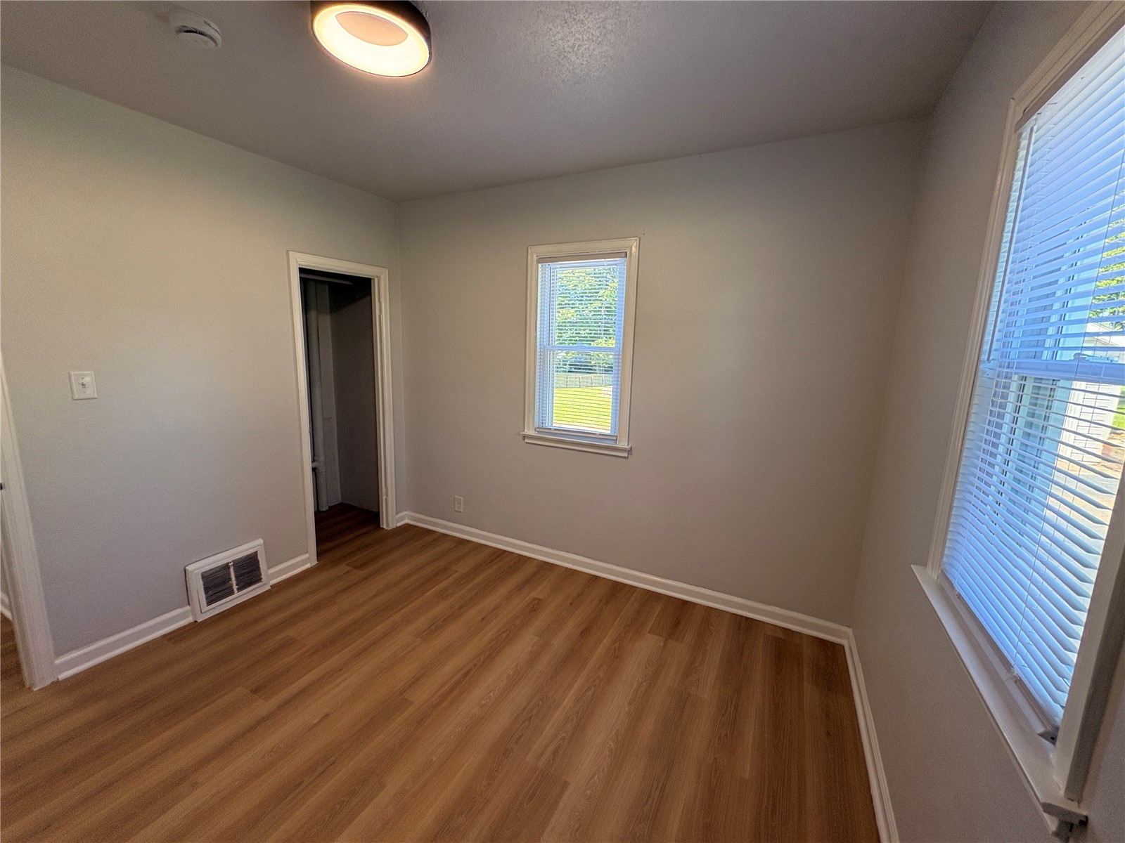 1230 Belmont Parkway NW Cedar Rapids IA 52405
