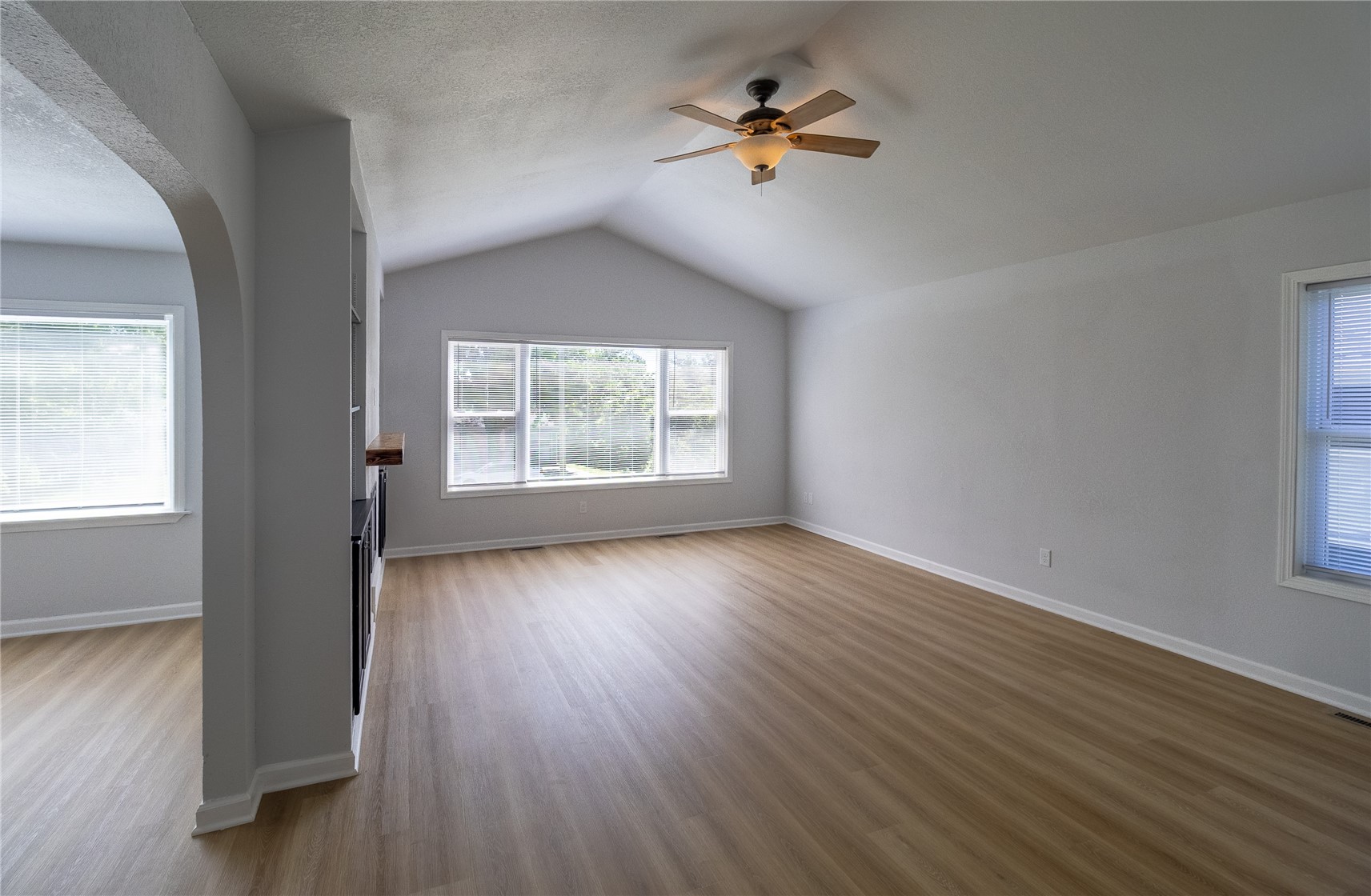 1230 Belmont Parkway NW Cedar Rapids IA 52405