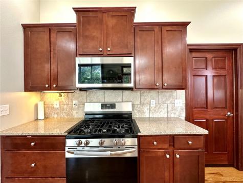 8412 Kensington Drive NE Cedar Rapids IA 52402
