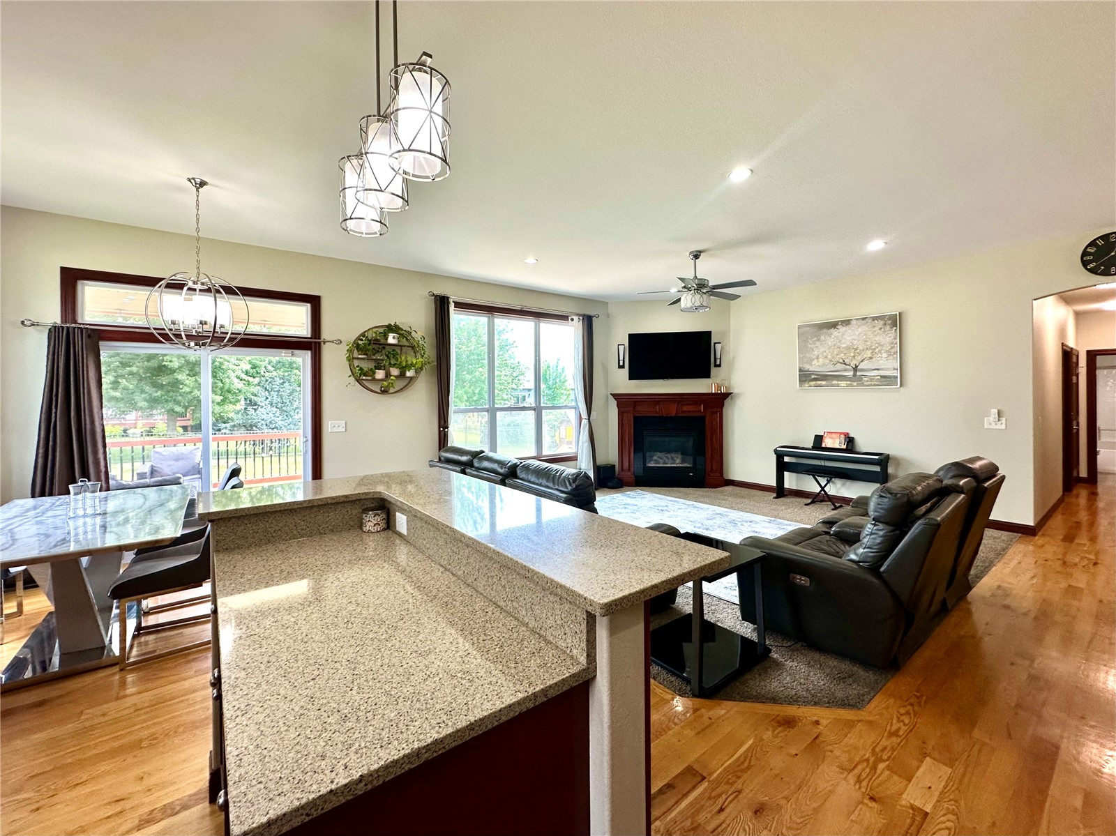 8412 Kensington Drive NE Cedar Rapids IA 52402