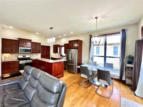 8412 Kensington Drive NE Cedar Rapids IA 52402
