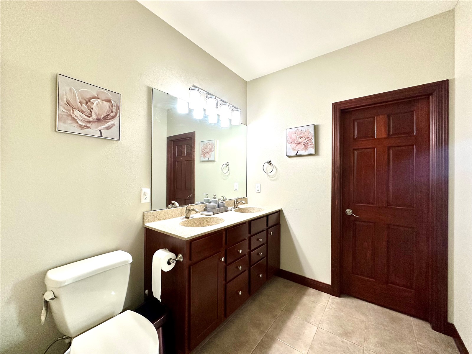 8412 Kensington Drive NE Cedar Rapids IA 52402