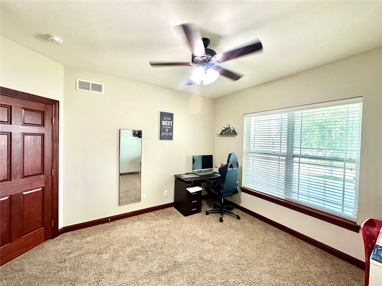 8412 Kensington Drive NE Cedar Rapids IA 52402