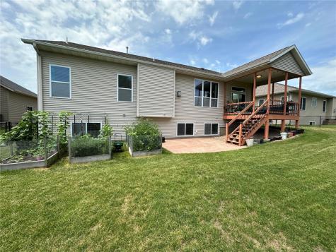 8412 Kensington Drive NE Cedar Rapids IA 52402