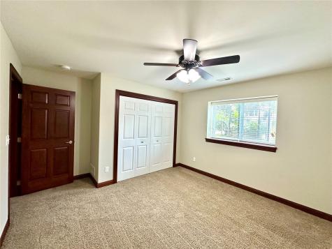 8412 Kensington Drive NE Cedar Rapids IA 52402