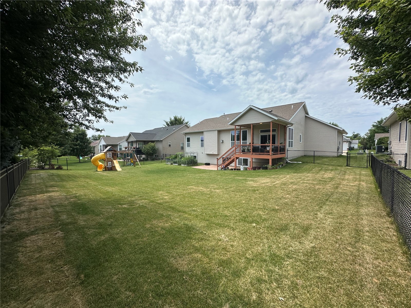 8412 Kensington Drive NE Cedar Rapids IA 52402