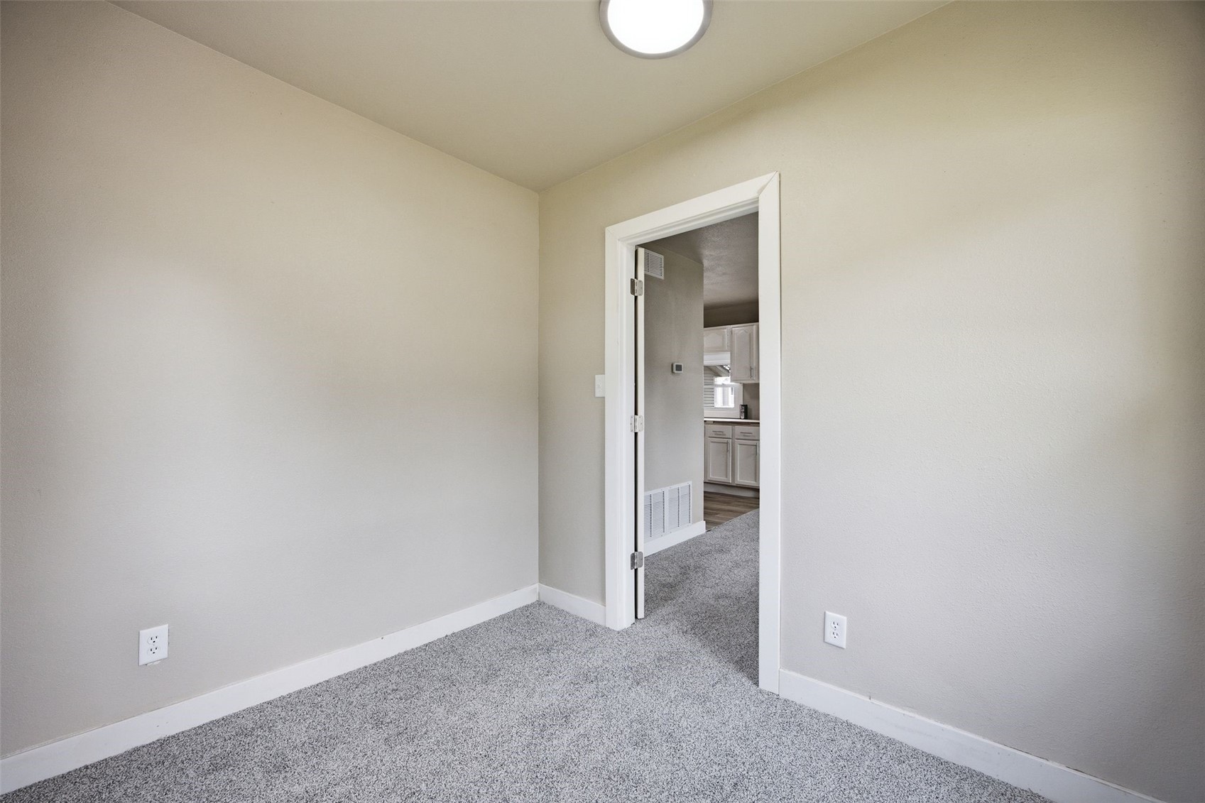 3015 2nd Avenue SE Cedar Rapids IA 52403