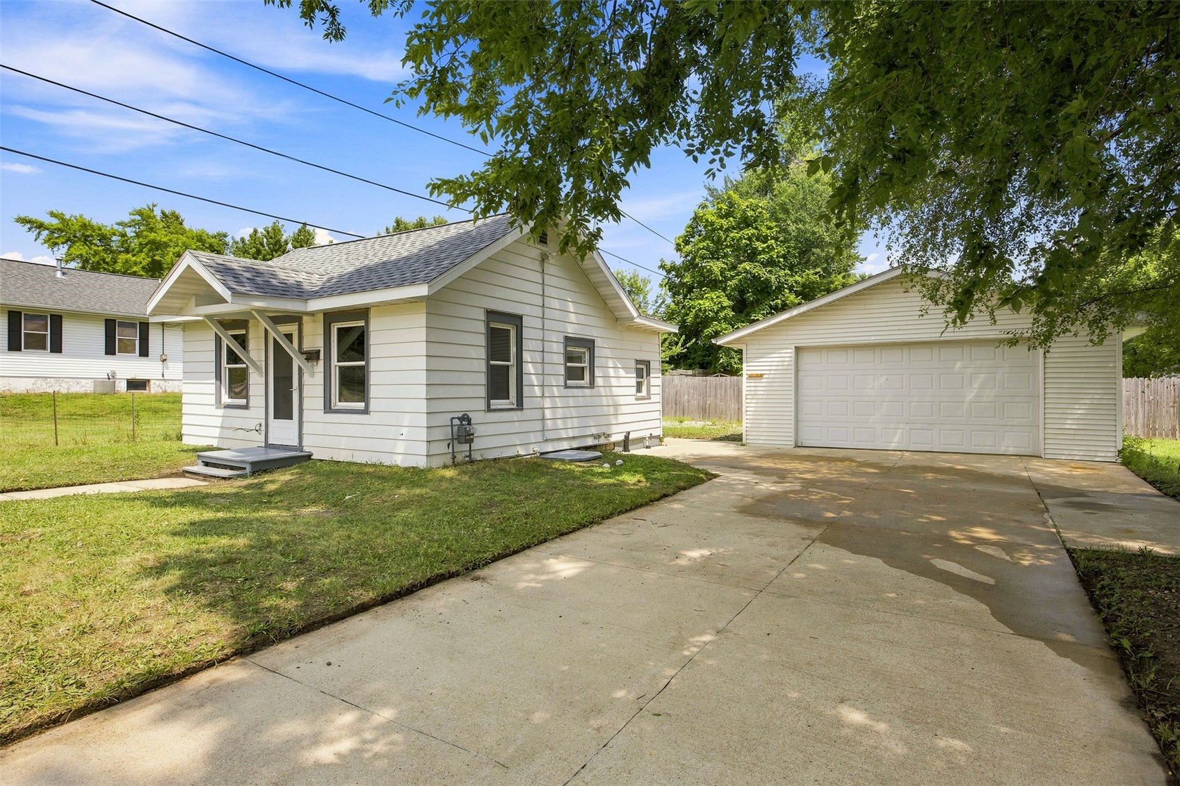 3015 2nd Avenue SE Cedar Rapids IA 52403