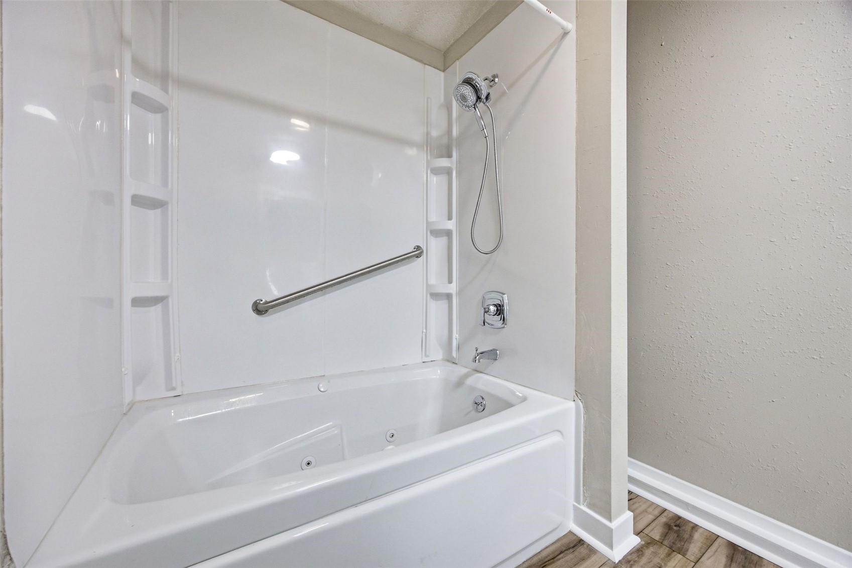 3015 2nd Avenue SE Cedar Rapids IA 52403