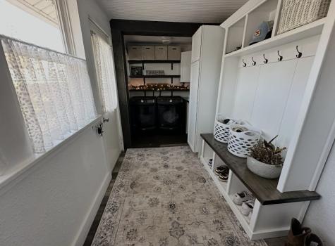 123 2nd Avenue SW Mt Vernon IA 52314