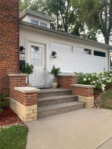 123 2nd Avenue SW Mt Vernon IA 52314