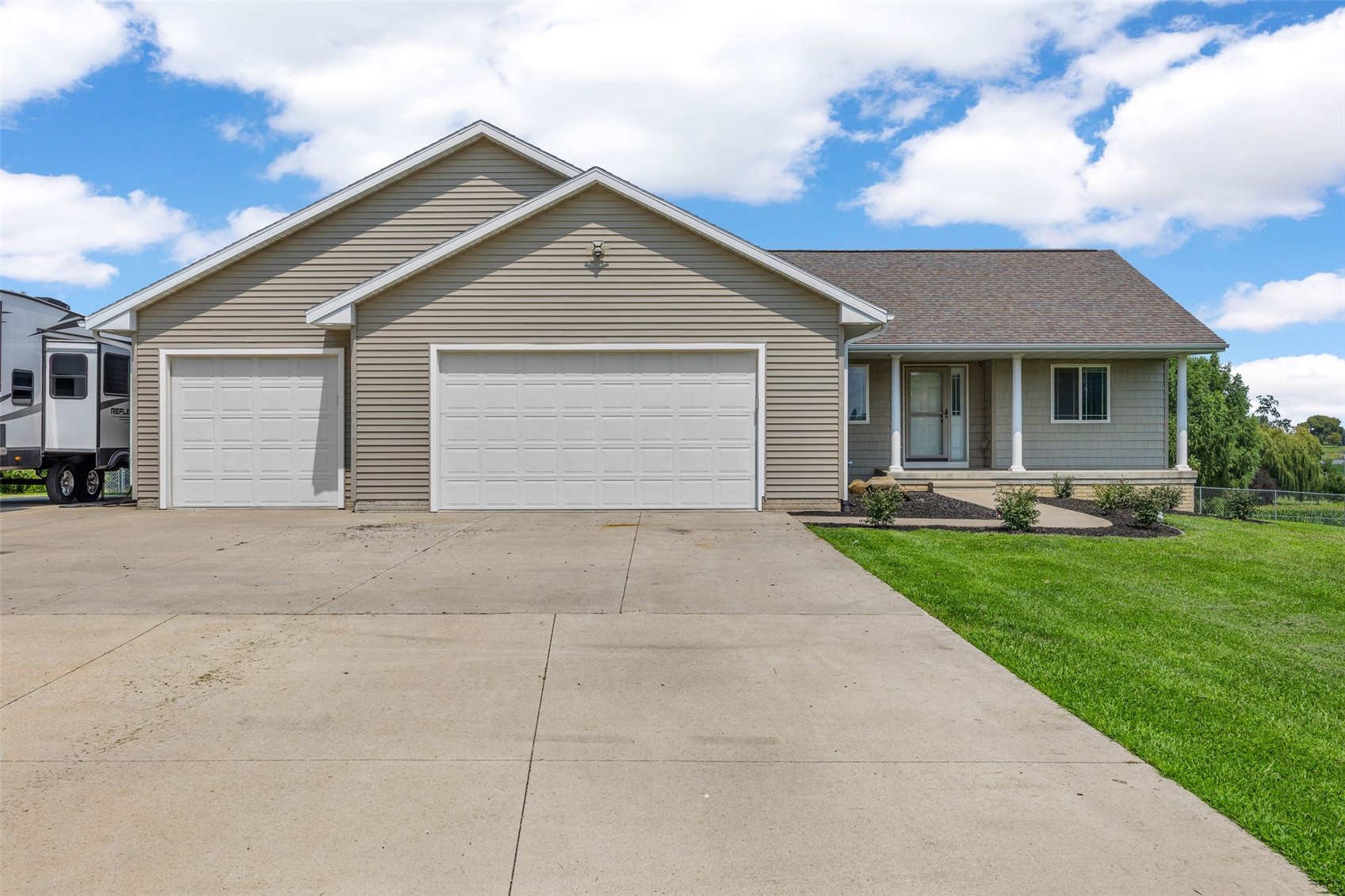Anamosa IA, 22980 105TH Street