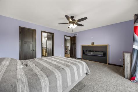 22980 105th Street Anamosa IA 52205