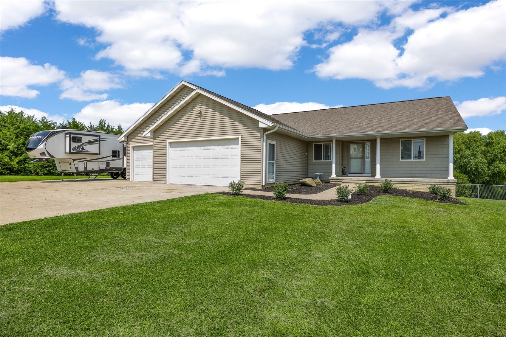 22980 105th Street Anamosa IA 52205