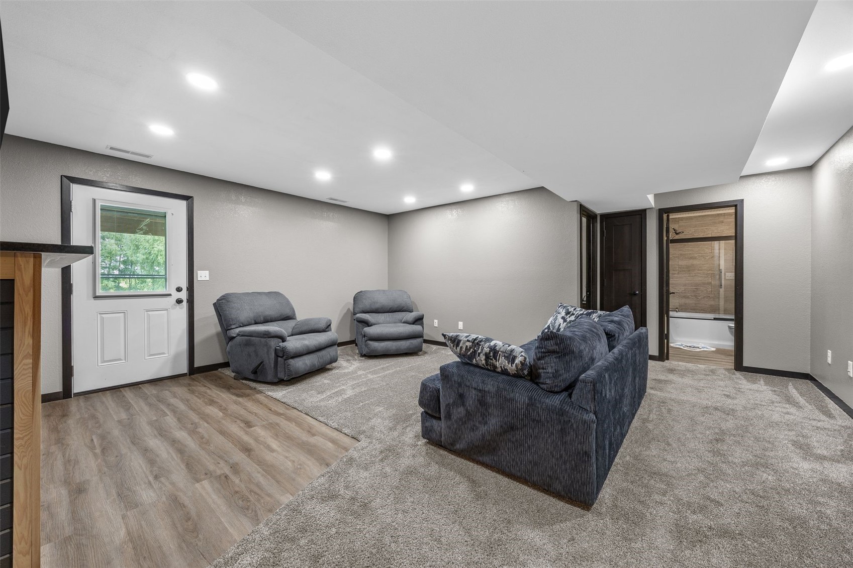 22980 105th Street Anamosa IA 52205