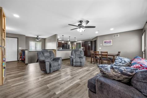 22980 105th Street Anamosa IA 52205