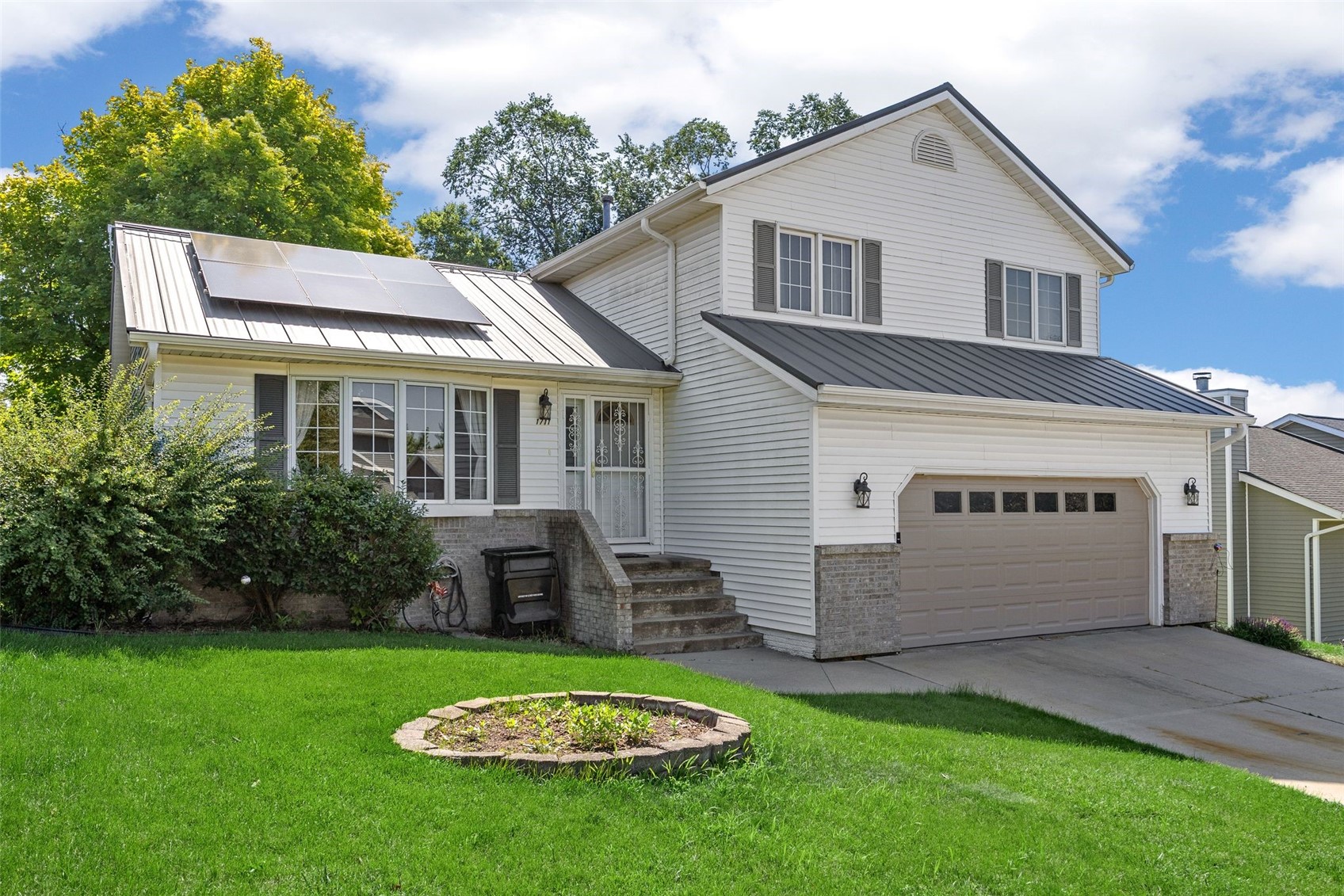Cedar Rapids IA, 1711 Hamer NW