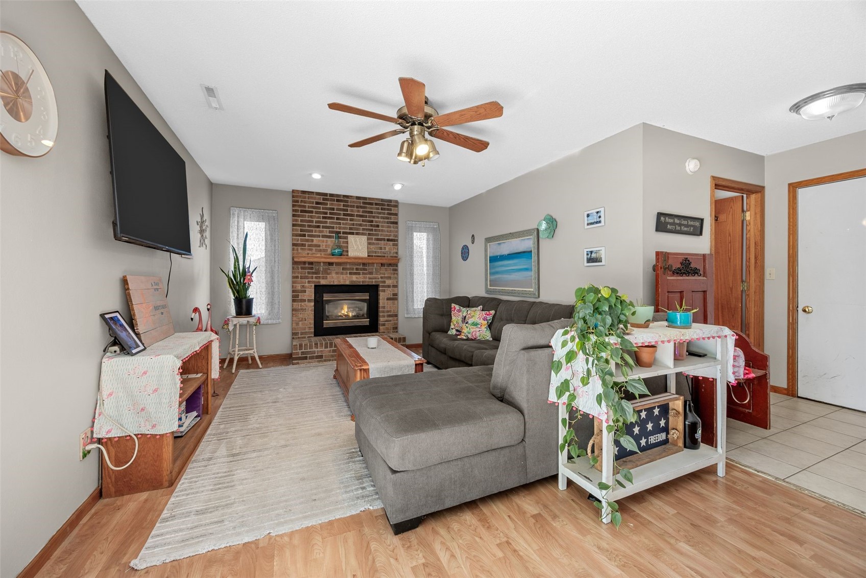 1711 Hamer NW Cedar Rapids IA 52405