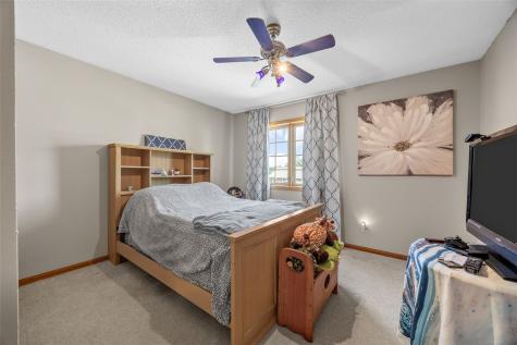 1711 Hamer NW Cedar Rapids IA 52405