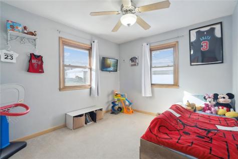 330 26th Street NW Cedar Rapids IA 52405