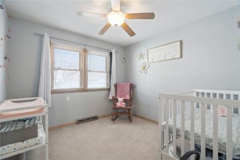 330 26th Street NW Cedar Rapids IA 52405