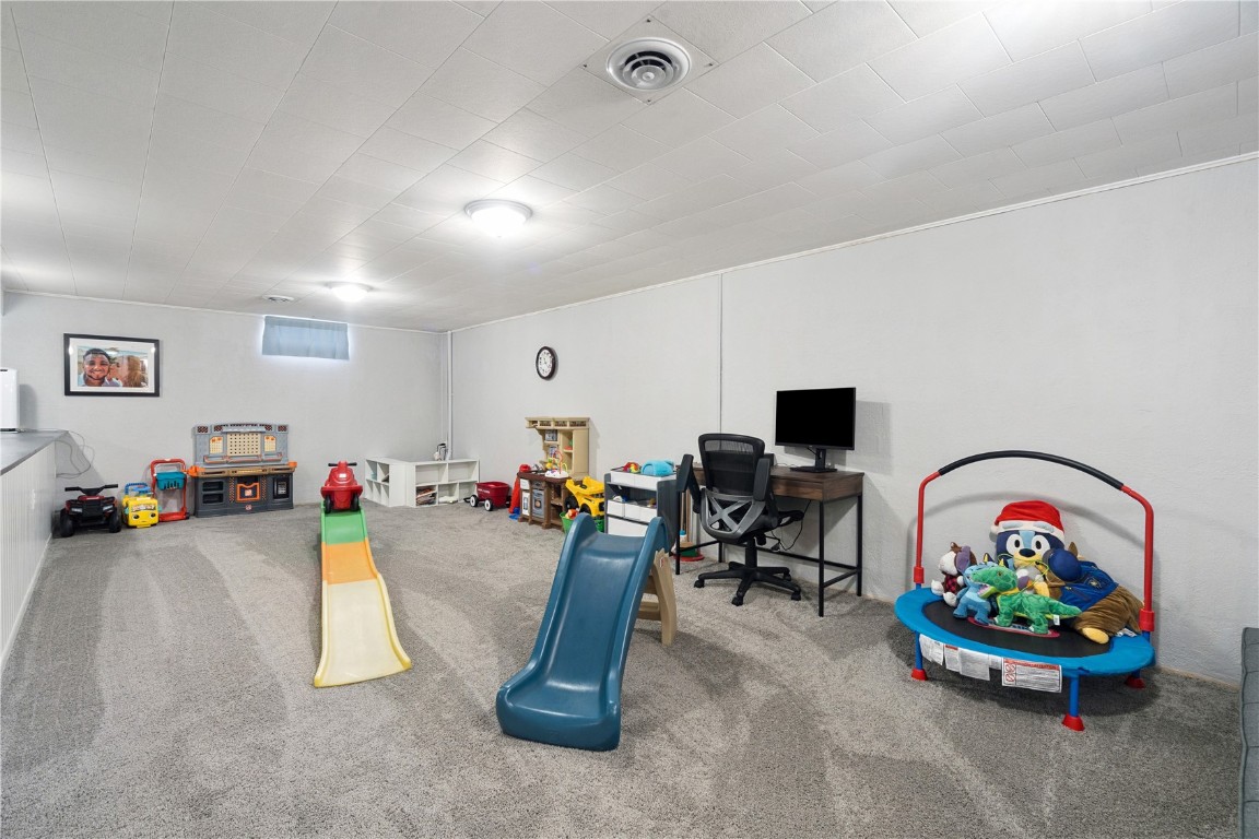 330 26th Street NW Cedar Rapids IA 52405