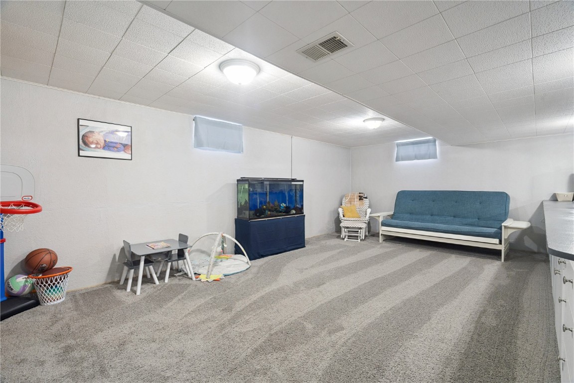 330 26th Street NW Cedar Rapids IA 52405