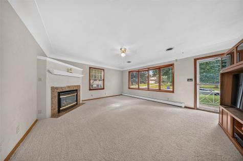 288 28th Avenue SW Cedar Rapids IA 52404