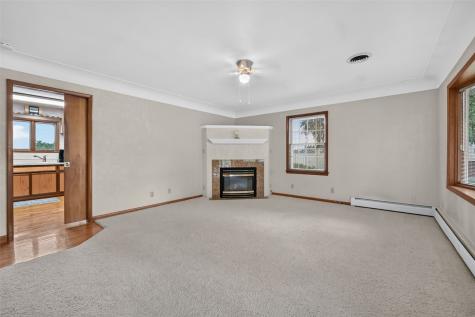 288 28th Avenue SW Cedar Rapids IA 52404