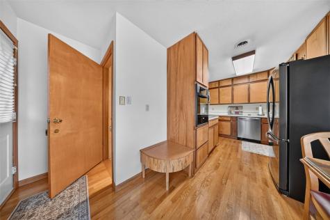 288 28th Avenue SW Cedar Rapids IA 52404