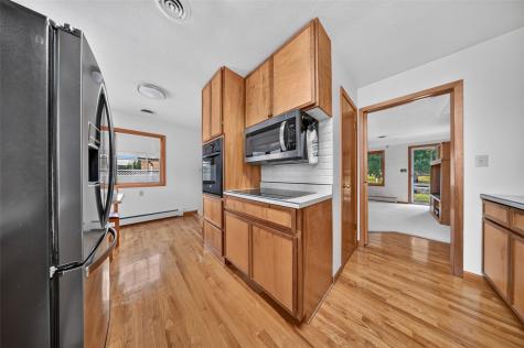 288 28th Avenue SW Cedar Rapids IA 52404