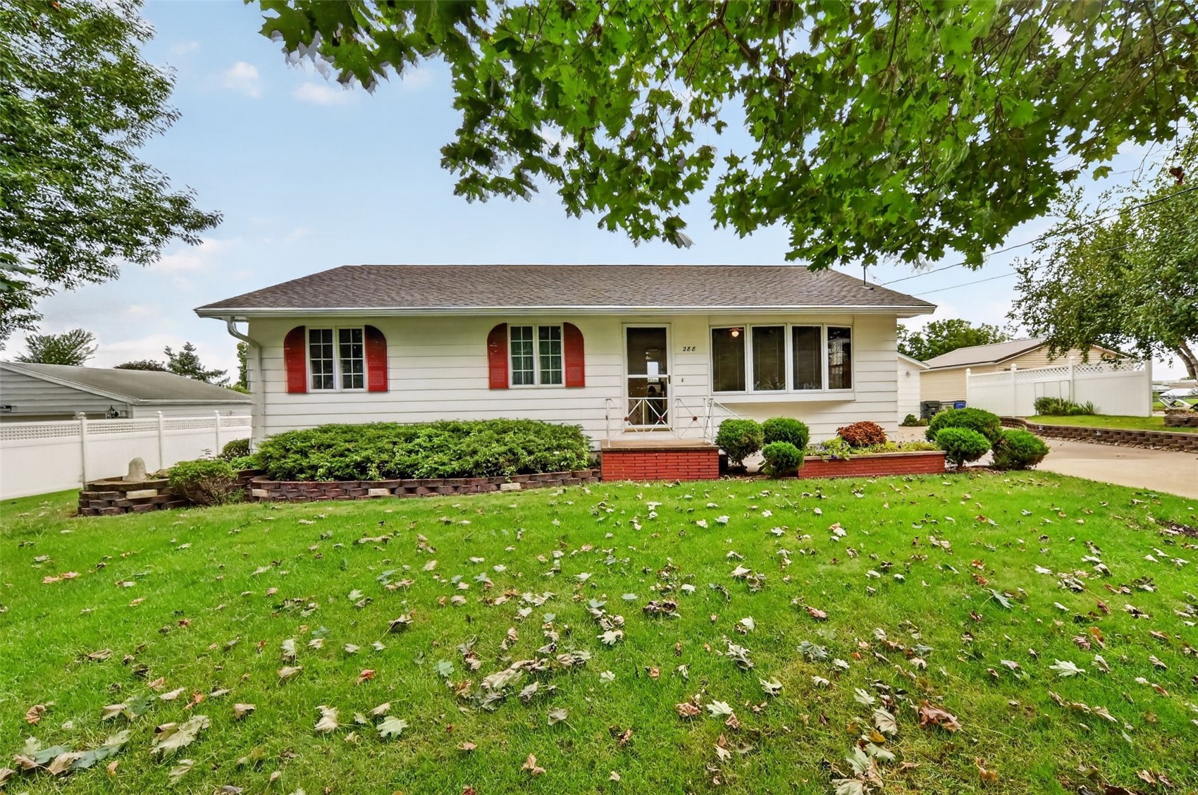 288 28th Avenue SW Cedar Rapids IA 52404