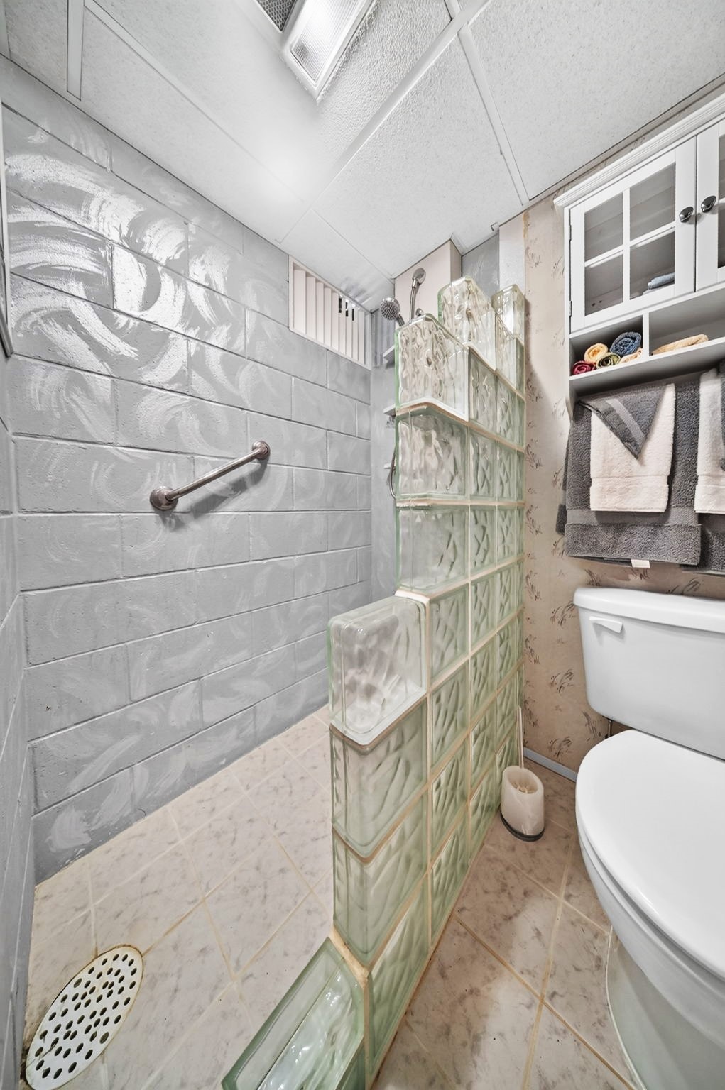 288 28th Avenue SW Cedar Rapids IA 52404
