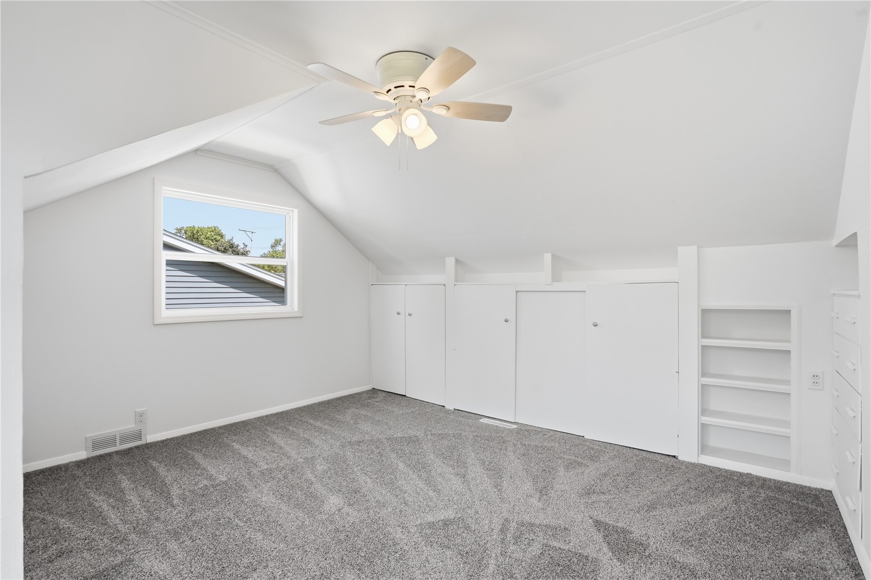 1287 29th Street NE Cedar Rapids IA 52402