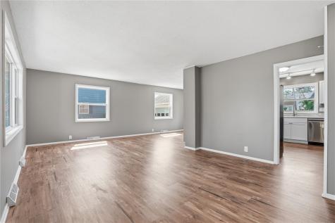1287 29th Street NE Cedar Rapids IA 52402