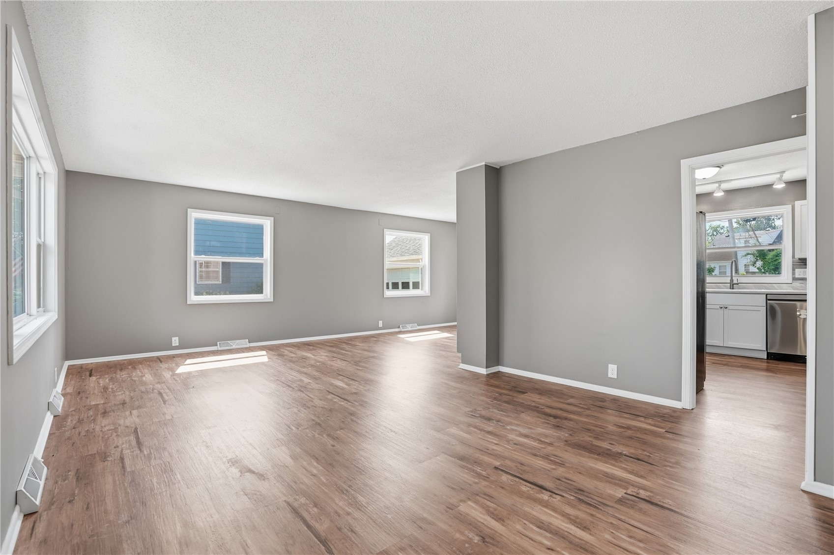 1287 29th Street NE Cedar Rapids IA 52402