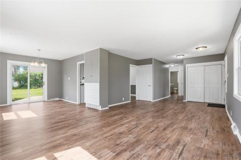 1287 29th Street NE Cedar Rapids IA 52402