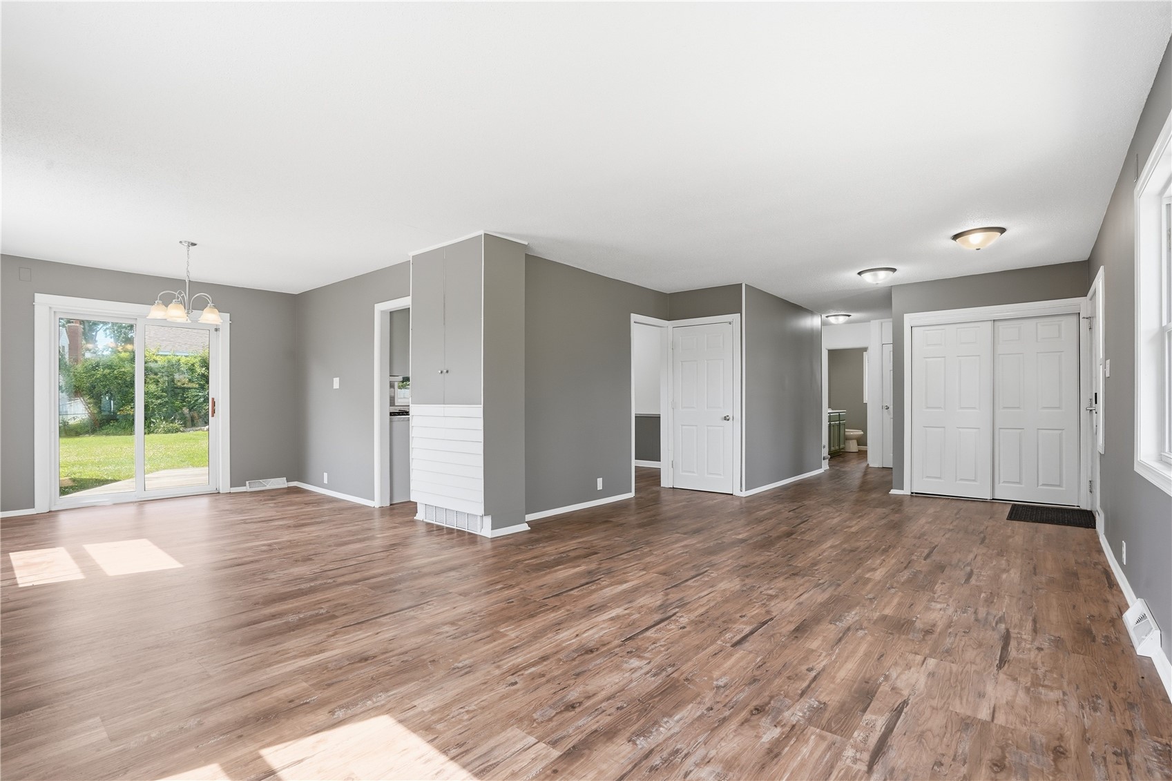 1287 29th Street NE Cedar Rapids IA 52402