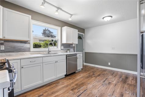 1287 29th Street NE Cedar Rapids IA 52402
