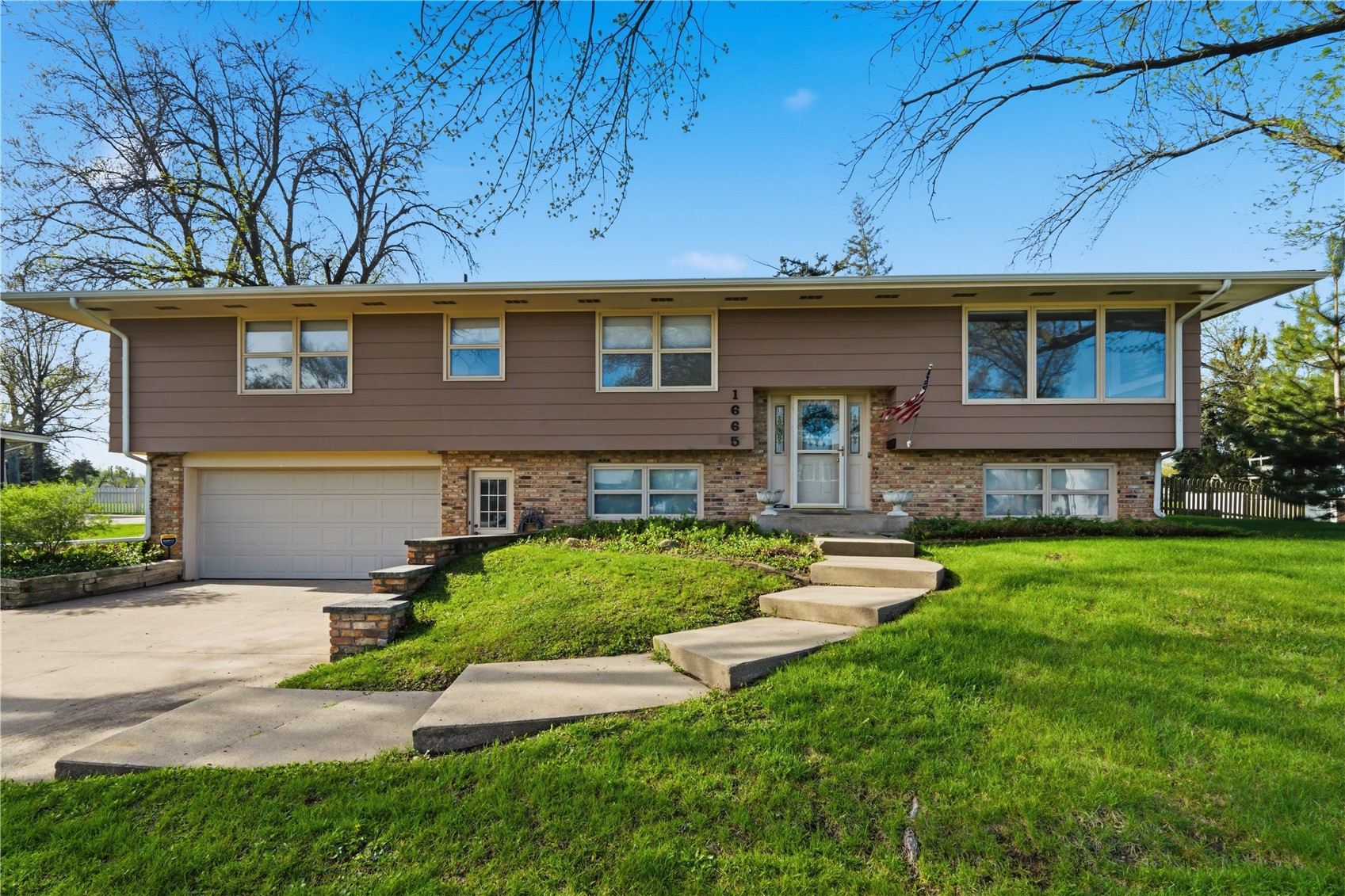 Marion IA, 1665 25TH Avenue