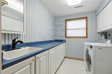 1665 25th Avenue Marion IA 52302